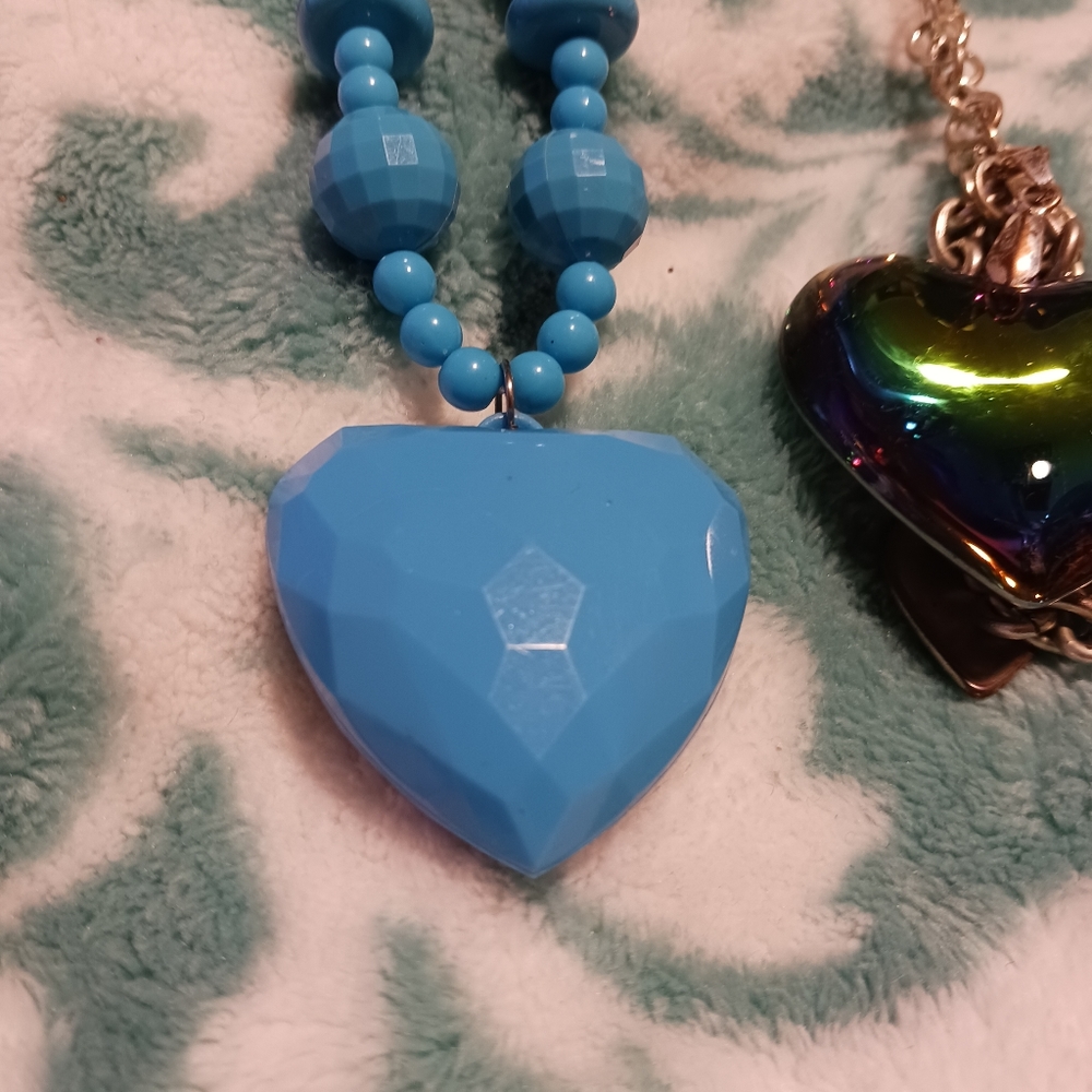 Heart Lot - Picture 2 of 5